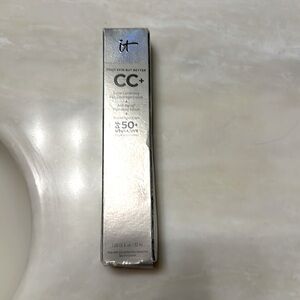 It Cosmetics CC Cream SPF 50+ in Fair